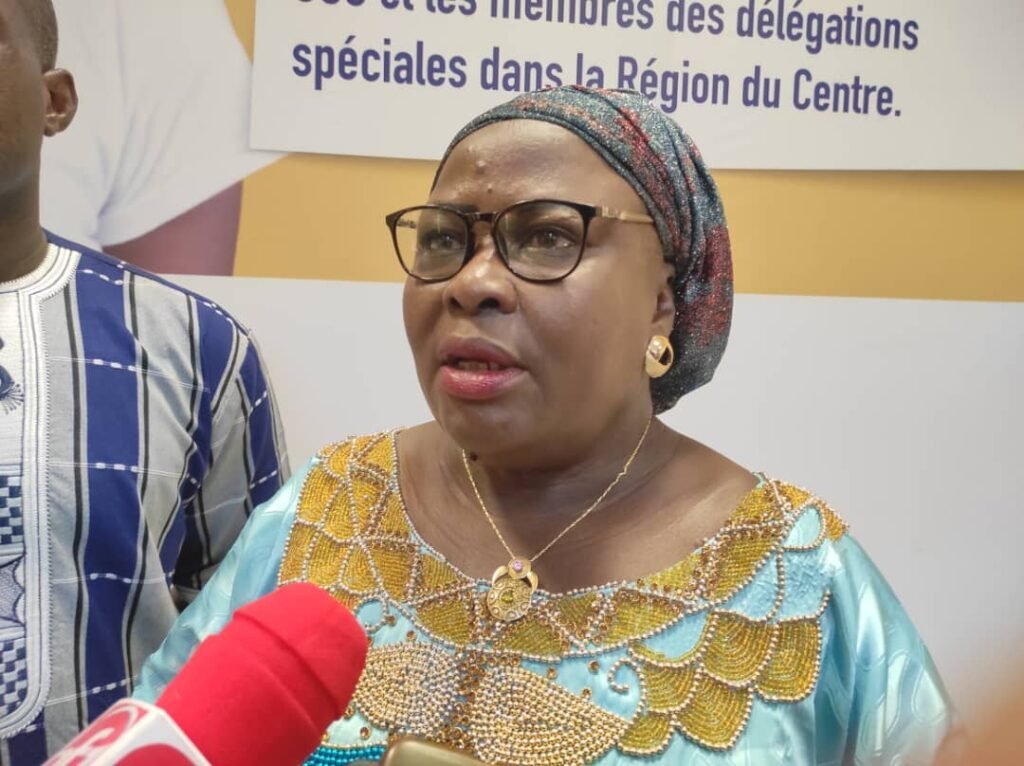 Burkina : La Fondation KIMI pour une implication des leaders coutumiers et religieux dans l’EVF et la GHM 4 Burkina : La Fondation KIMI pour une implication des leaders coutumiers et religieux dans l’EVF et la GHM 4