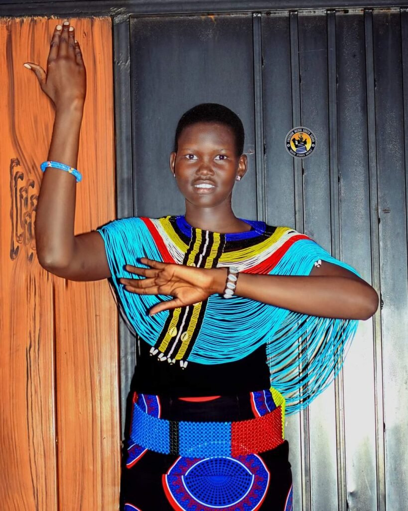 Athiak Dau Riak : La fille la plus chère du Soudan de sud avec une dote comprise entre 130 vaches 3 Athiak Dau Riak : La fille la plus chère du Soudan de sud avec une dote comprise entre 130 vaches 3