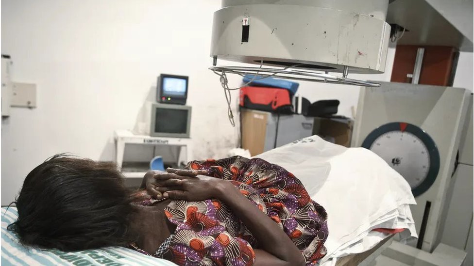 Cancer du sein : L’Initiative Présidentielle pour la Santé promet un diagnostic moléculaire 2 Cancer du sein : L’Initiative Présidentielle pour la Santé promet un diagnostic moléculaire 2