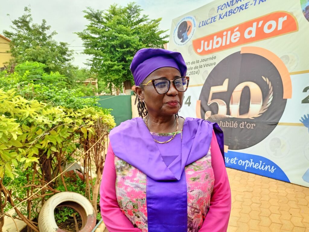 Fondation Lucie Kaboré-Traoré : Environ 400 veuves des FDS et civiles réunis pour le jubilé d'or 4 Fondation Lucie Kaboré-Traoré : Environ 400 veuves des FDS et civiles réunis pour le jubilé d'or 4