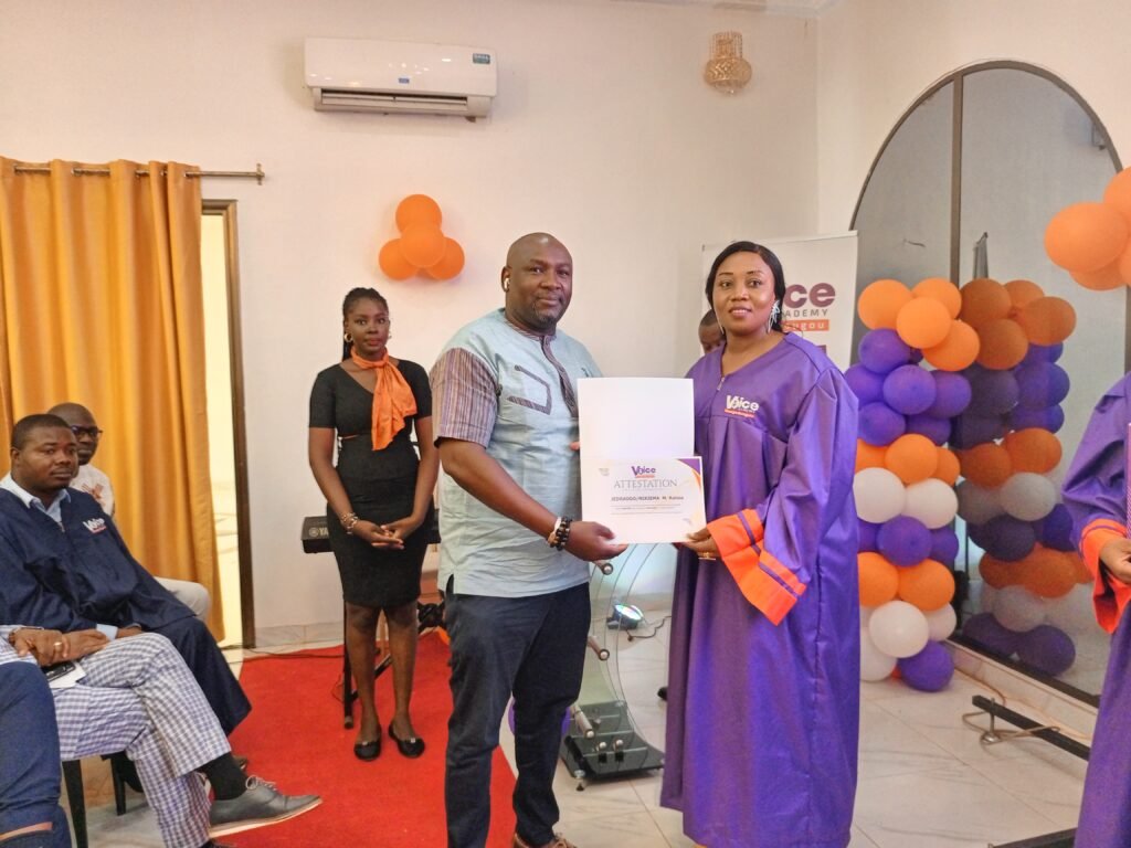 Voice Academy : 8 femmes prêtes pour les métiers de la voix parlée au Burkina 5 Voice Academy : 8 femmes prêtes pour les métiers de la voix parlée au Burkina 5