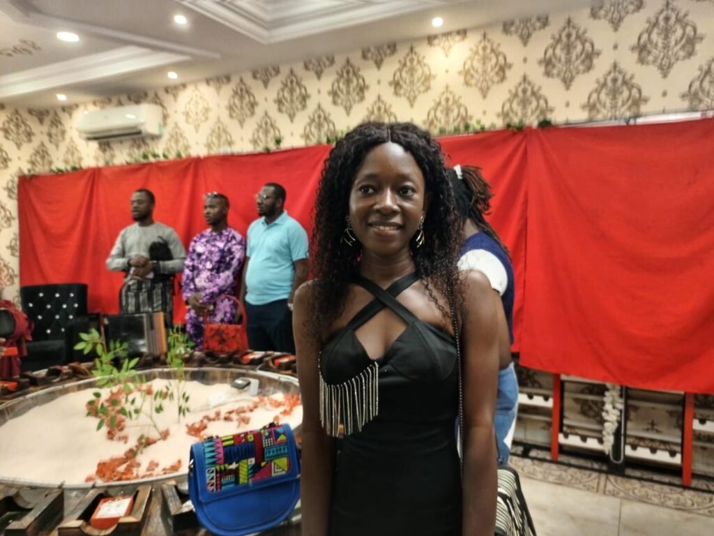 ‘’Donaa'‘ : Une nouvelle marque de maroquinerie et de bijouterie made in Burkina 2 ‘’Donaa'‘ : Une nouvelle marque de maroquinerie et de bijouterie made in Burkina 2