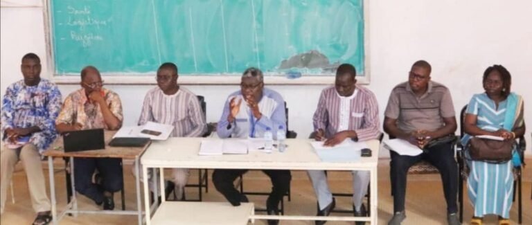 Retards universitaire: Des acteurs invités à poursuivre les cours pendant ces vacances 1 Retards universitaire: Des acteurs invités à poursuivre les cours pendant ces vacances 1