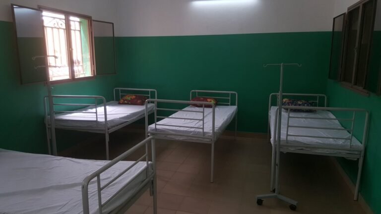 Guelwongo : Une nouvelle salle d’hospitalisation construite par les populations 1 Guelwongo : Une nouvelle salle d’hospitalisation construite par les populations 1