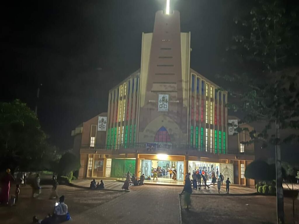 Burkina : La 15 août 2024 se déroule sous le thème de « Marie, reine de la paix, servante du seigneur » 3 Burkina : La 15 août 2024 se déroule sous le thème de « Marie, reine de la paix, servante du seigneur » 3