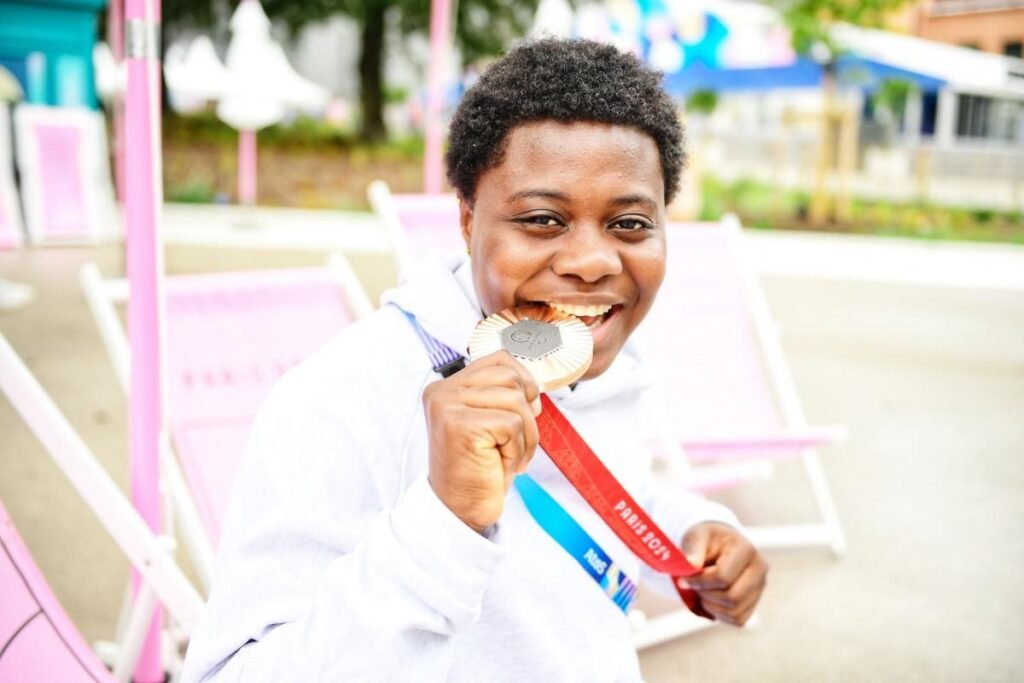 Jeux paralympiques: Mariam Eniola offre la première médaille à l'Afrique en badminton 2 Jeux paralympiques: Mariam Eniola offre la première médaille à l'Afrique en badminton 2