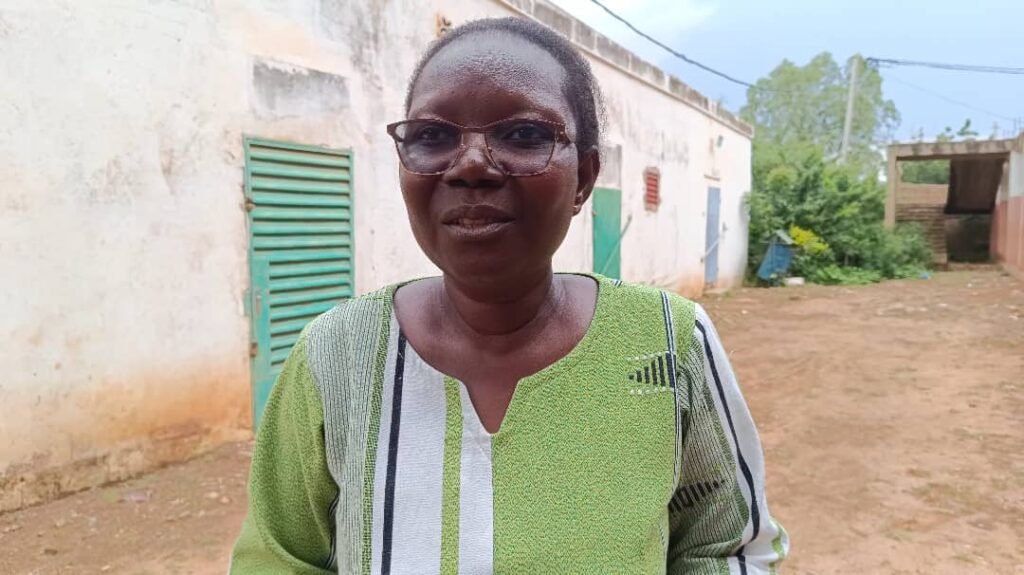 Burkina : Des enseignants apprécient les nouveaux manuels du CP et CE 4 Burkina : Des enseignants apprécient les nouveaux manuels du CP et CE 4