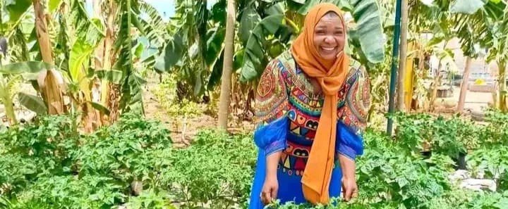 Adja Badouha Sanogo : Une championne de la culture hors sol 1 Adja Badouha Sanogo : Une championne de la culture hors sol 1