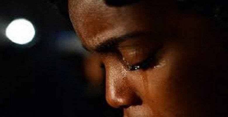 Guinée : Une jeune femme torturée et séquestrée par son petit ami 2 Guinée : Une jeune femme torturée et séquestrée par son petit ami 2
