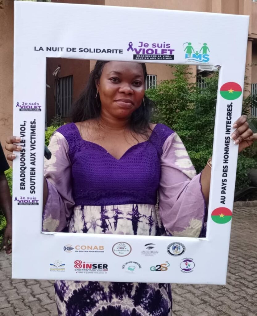 « Projet ‘’Je suis violet'' » : Un appel à l'action contre l'indifférence face aux violences sexuelles 4 « Projet ‘’Je suis violet'' » : Un appel à l'action contre l'indifférence face aux violences sexuelles 4