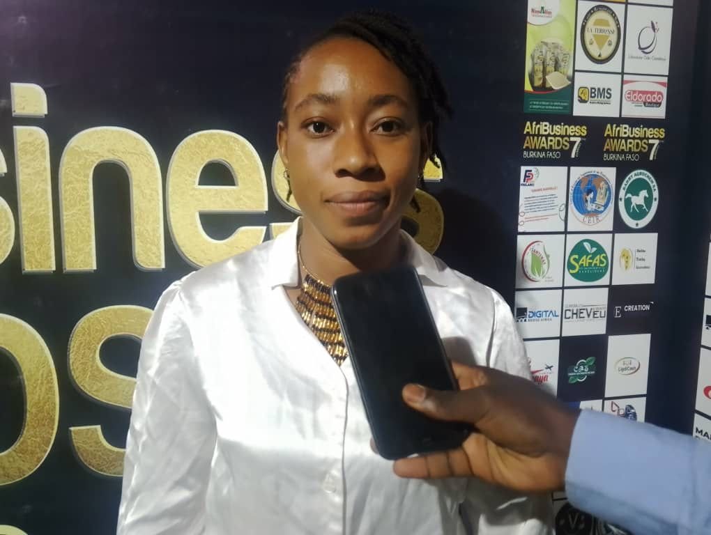 AfriBusiness Awards 2024 : Laboratoire ODISS cosmétique, meilleure PME de l’année 4 AfriBusiness Awards 2024 : Laboratoire ODISS cosmétique, meilleure PME de l’année 4