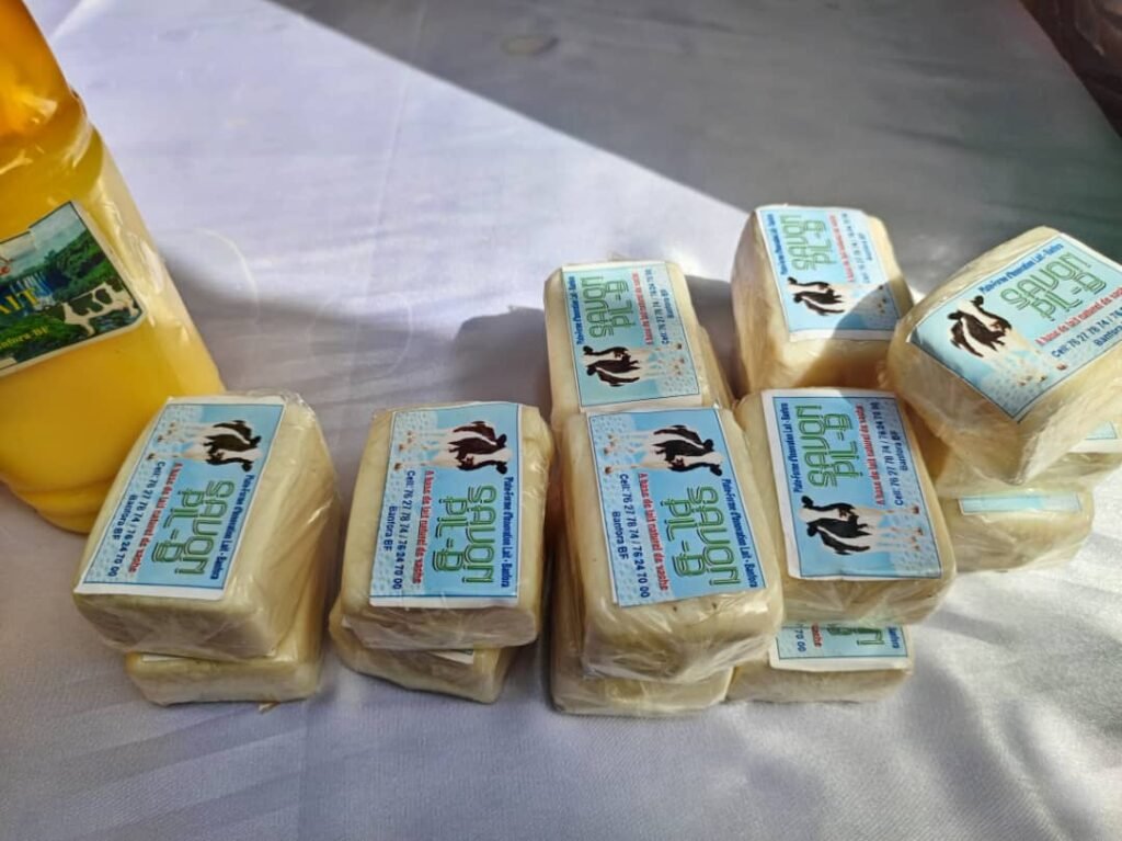 De l’huile, du savon : L’innovation de Alima Ouédraogo/Tall dans la transformation du lait 2 De l’huile, du savon : L’innovation de Alima Ouédraogo/Tall dans la transformation du lait 2