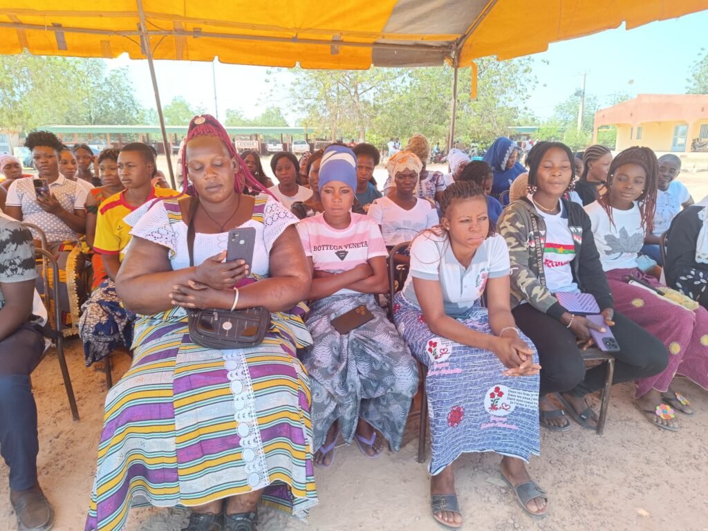 BAOMENGA : Pour venir en aide aux serveuses de bars et maquis de Tanghin-Dassouri 2 BAOMENGA : Pour venir en aide aux serveuses de bars et maquis de Tanghin-Dassouri 2