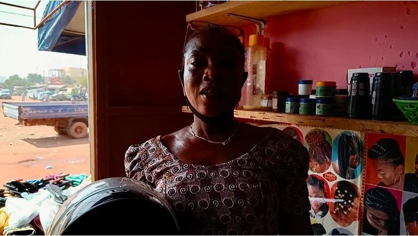 « Je porte toujours mon casque, c’est une question de vie ou de mort...», Alizeta Sawadogo 2 « Je porte toujours mon casque, c’est une question de vie ou de mort...», Alizeta Sawadogo 2