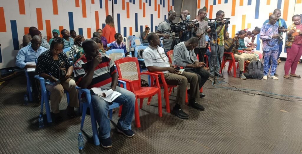 Solidarité : La télévision Impact TV soucieuse des FDS blessés 2 Solidarité : La télévision Impact TV soucieuse des FDS blessés 2