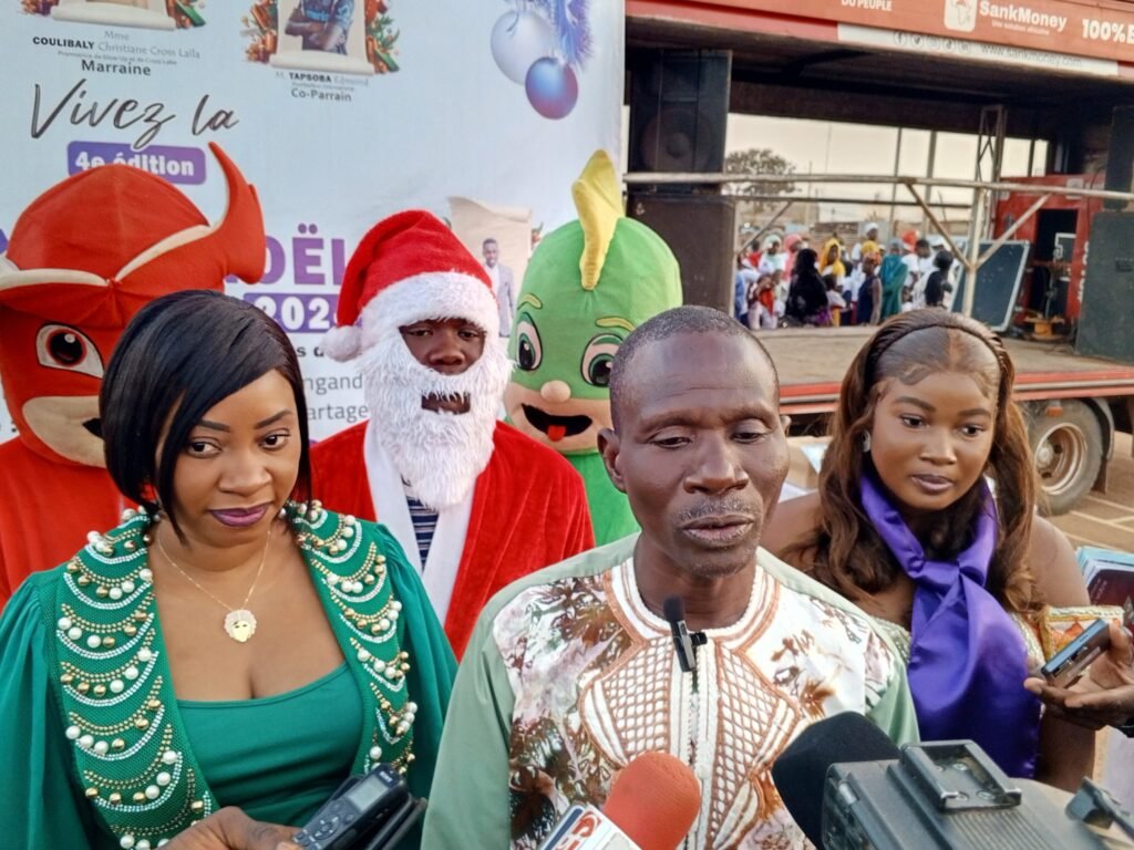 ‘’Joyeux Noel pour tous’’ : 200 enfants démunis et 8 veuves retrouvent le sourire 7 ‘’Joyeux Noel pour tous’’ : 200 enfants démunis et 8 veuves retrouvent le sourire 7