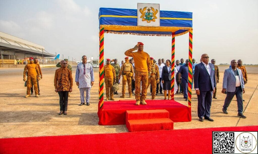 Accra: Le Chef de l’Etat Ibrahim Traoré à l’investiture de son homologue ghanéen 2 Accra: Le Chef de l’Etat Ibrahim Traoré à l’investiture de son homologue ghanéen 2