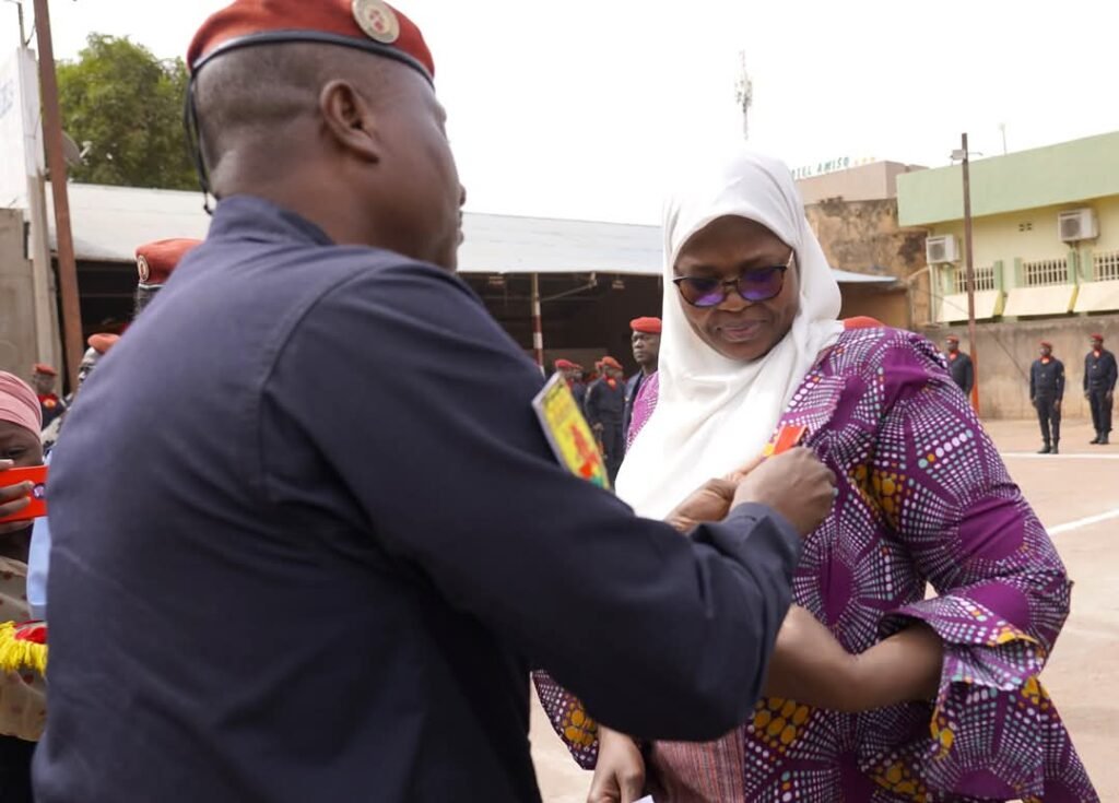 Burkina : Dr Aminata Zerbo/Sabane, élevée à la Médaille d’Honneur des Sapeurs-Pompiers 2 Burkina : Dr Aminata Zerbo/Sabane, élevée à la Médaille d’Honneur des Sapeurs-Pompiers 2