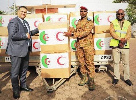 Burkina : 106 tonnes d’aide humanitaire pour les personnes vulnérables 2 Burkina : 106 tonnes d’aide humanitaire pour les personnes vulnérables 2