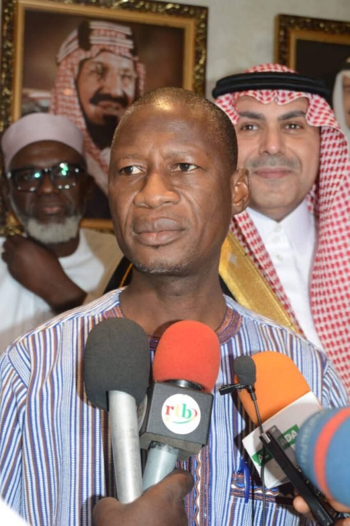 Burkina : 50 tonnes de dattes pour la population de la part de l’Arabie Saoudite 3 Burkina : 50 tonnes de dattes pour la population de la part de l’Arabie Saoudite 3