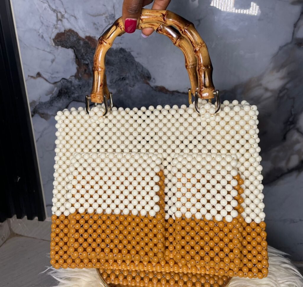 Des sacs en perle : Une création de Maïchka Tiendrebeogo 2 Des sacs en perle : Une création de Maïchka Tiendrebeogo 2