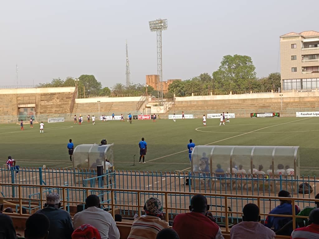 Match nul entre l'USFA Dames et les Étincelles : Un derby féminin riche en émotions 2 Match nul entre l'USFA Dames et les Étincelles : Un derby féminin riche en émotions 2