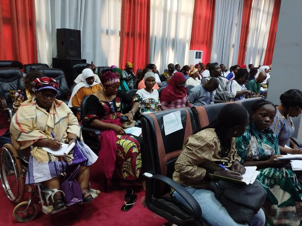 Burkina : Des filles et femmes sensibilisées sur l'utilisation saine des réseaux sociaux 3 Burkina : Des filles et femmes sensibilisées sur l'utilisation saine des réseaux sociaux 3
