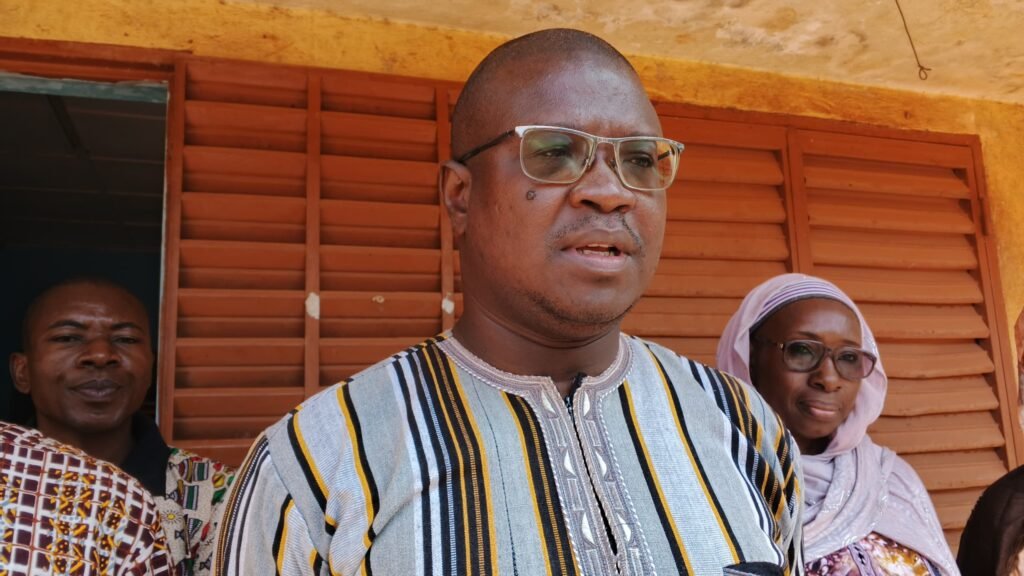 Bobo-Dioulasso : Le Collectif Femmes et Solidarités célèbre le 8 mars par une action sanitaire 5 Bobo-Dioulasso : Le Collectif Femmes et Solidarités célèbre le 8 mars par une action sanitaire 5