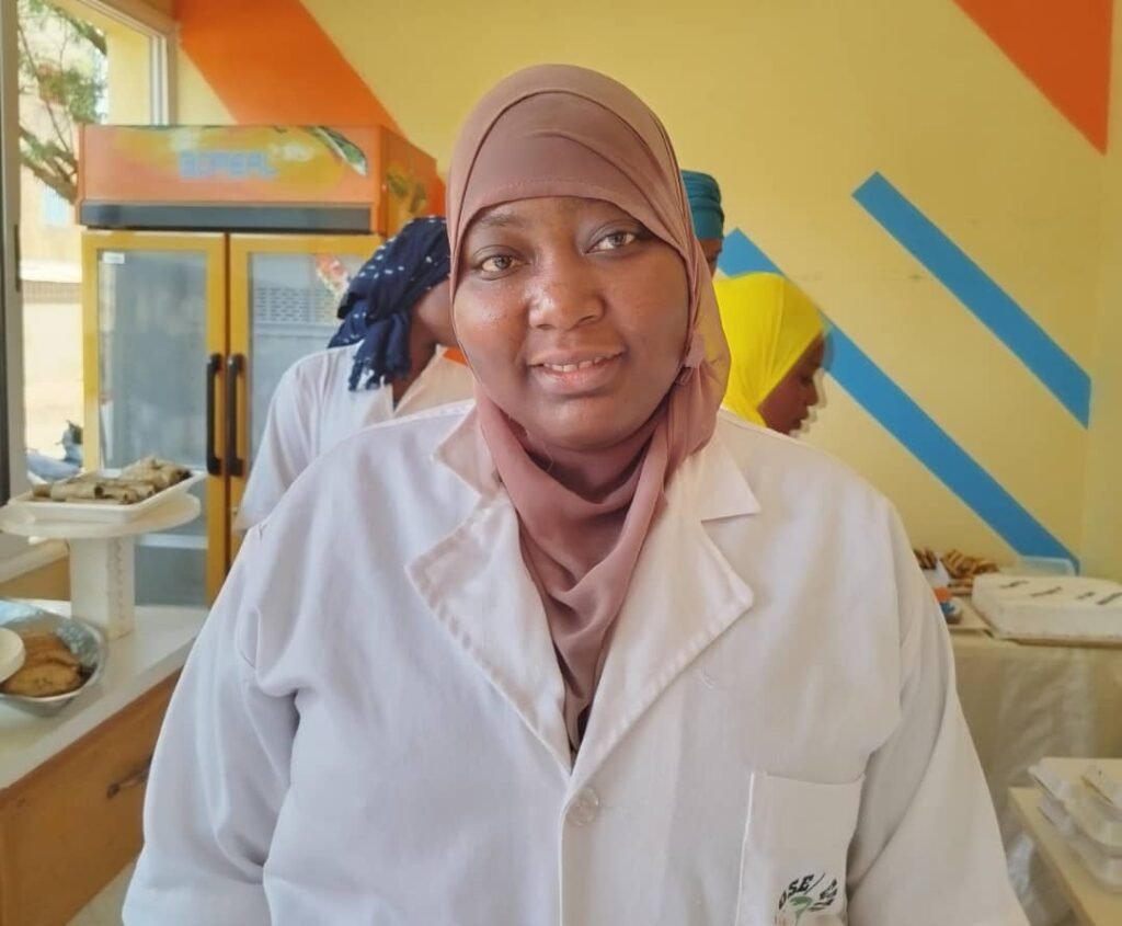 Entrepreneuriat : 25 apprenantes formées en pâtisserie à LIA’S Délices 7 Entrepreneuriat : 25 apprenantes formées en pâtisserie à LIA’S Délices 7
