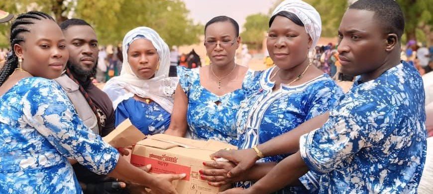 Zonsé : Plus d’un million de francs CFA mobilisés par les femmes pour soutenir les forces combattantes 2 Zonsé : Plus d’un million de francs CFA mobilisés par les femmes pour soutenir les forces combattantes 2