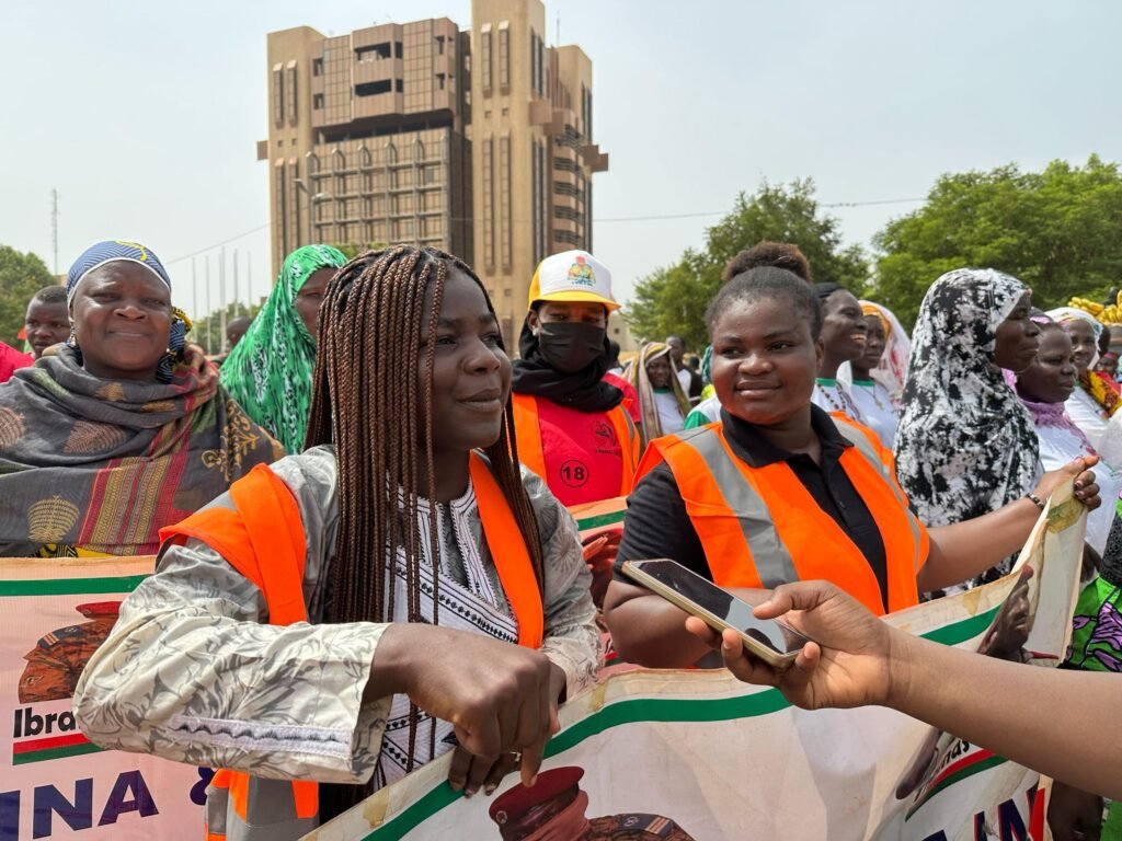 Marche mondiale du 30 Avril : Les femmes scandent le nom de ‘’IB’’ dans les rues 6 Marche mondiale du 30 Avril : Les femmes scandent le nom de ‘’IB’’ dans les rues 6
