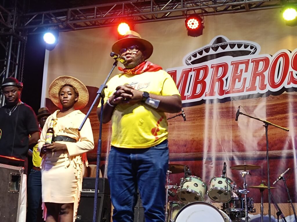 BRAKINA : ‘’La Téquila’’ devient ‘’Sombreros’’ 3 BRAKINA : ‘’La Téquila’’ devient ‘’Sombreros’’ 3