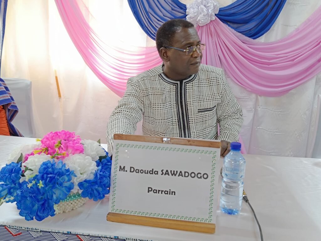 Littérature : Solange Evelyne Zongo/Kaboré valorise le métier de secrétaire à travers deux ouvrages pratiques 5 Littérature : Solange Evelyne Zongo/Kaboré valorise le métier de secrétaire à travers deux ouvrages pratiques 5