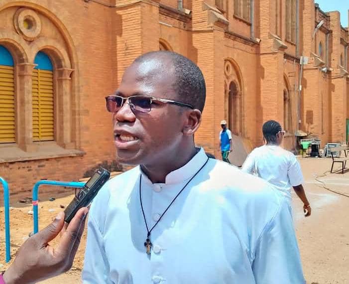 «La Pâques est la plus grande de toutes les fêtes… », l'abbé Kiénou 2