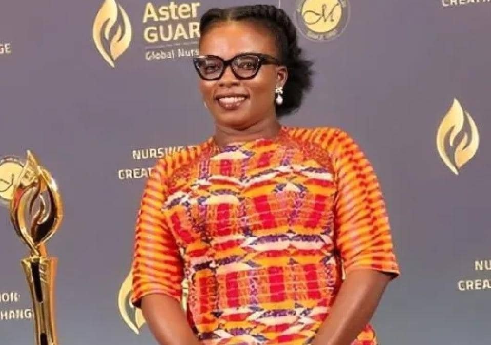 Naomi Oyoe Ohene Oti : La meilleure infirmière du monde 2 Naomi Oyoe Ohene Oti : La meilleure infirmière du monde 2