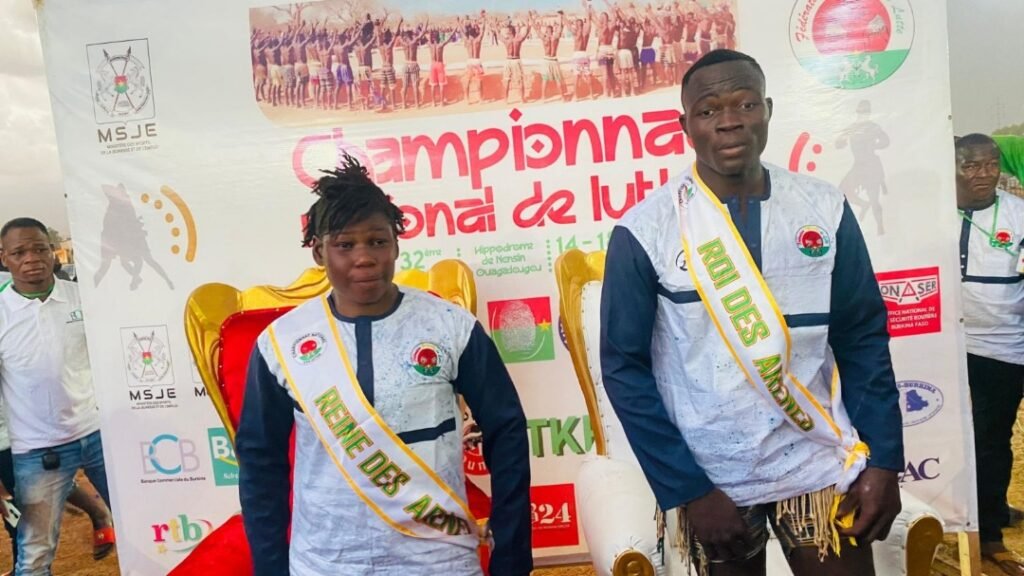 Lutte traditionnelle : Rihanata Diallo, reine des arènes 2025 2 Lutte traditionnelle : Rihanata Diallo, reine des arènes 2025 2
