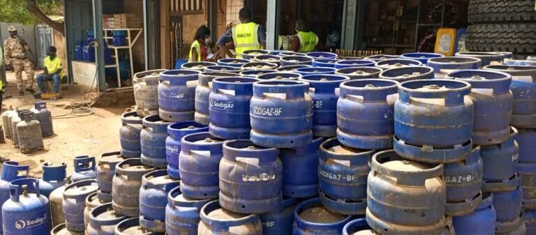 Fonds de soutien patriotique : Près de 12 millions FCFA de plus grâce à la vente des bouteilles de gaz 1 Fonds de soutien patriotique : Près de 12 millions FCFA de plus grâce à la vente des bouteilles de gaz 1