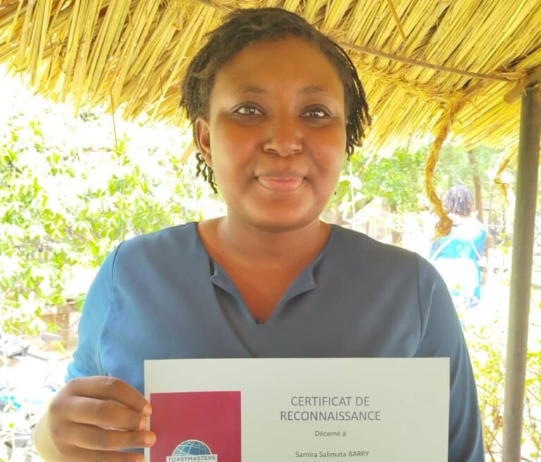 Toastmasters International : Samira Salimata Barry réalise son projet de niveau 5 1 Toastmasters International : Samira Salimata Barry réalise son projet de niveau 5 1