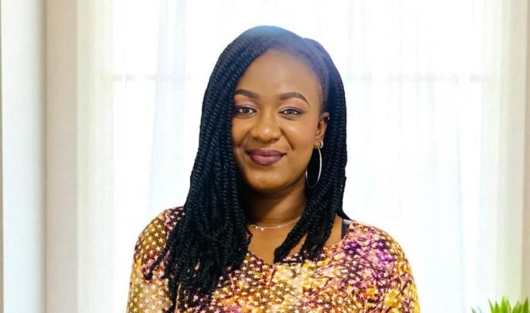 #InstantDiasporaBurkinabè: Rosemond Soulga casse les codes de l'IT en France 1 #InstantDiasporaBurkinabè: Rosemond Soulga casse les codes de l'IT en France 1