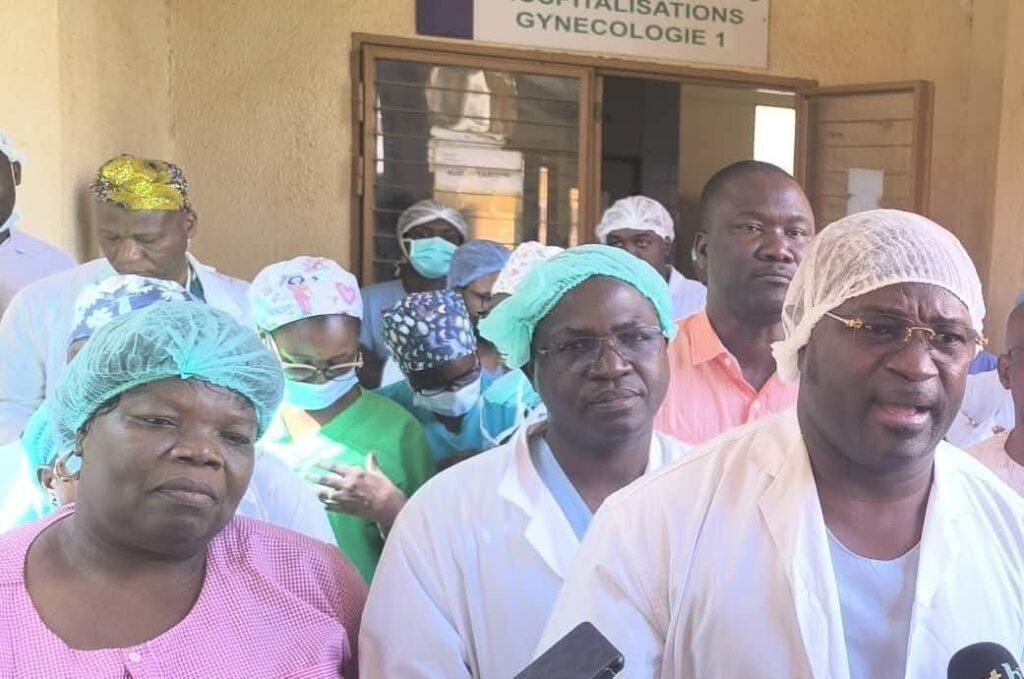 CHU de Bogodogo : Une mère et ses quintuplés sauvés après une crise d’éclampsie 2 CHU de Bogodogo : Une mère et ses quintuplés sauvés après une crise d’éclampsie 2