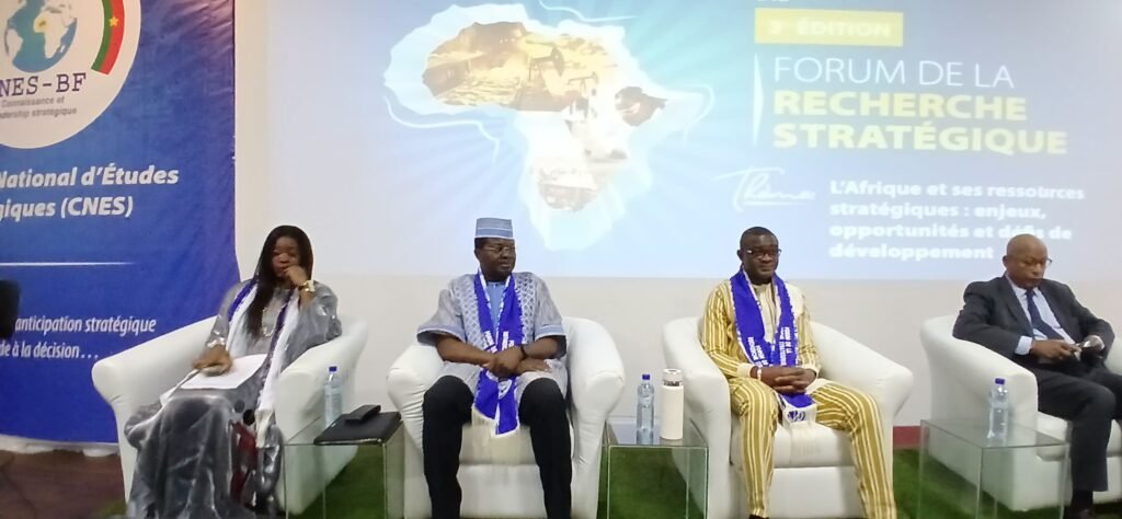 CNES : La 3e édition du forum de la recherche stratégique consacrée à l’Afrique et ses ressources 5 CNES : La 3e édition du forum de la recherche stratégique consacrée à l’Afrique et ses ressources 5