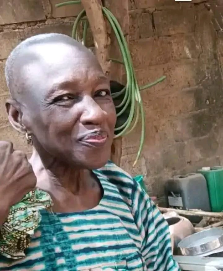 Bibata, l’actrice de « Trois hommes, un village », soutenue par une vague de solidarité après un AVC 2 Bibata, l’actrice de « Trois hommes, un village », soutenue par une vague de solidarité après un AVC 2