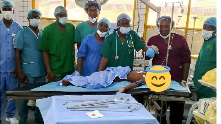 Dédougou : Une pièce de 500 F retirée en une minute de l’œsophage d’un enfant 1 Dédougou : Une pièce de 500 F retirée en une minute de l’œsophage d’un enfant 1