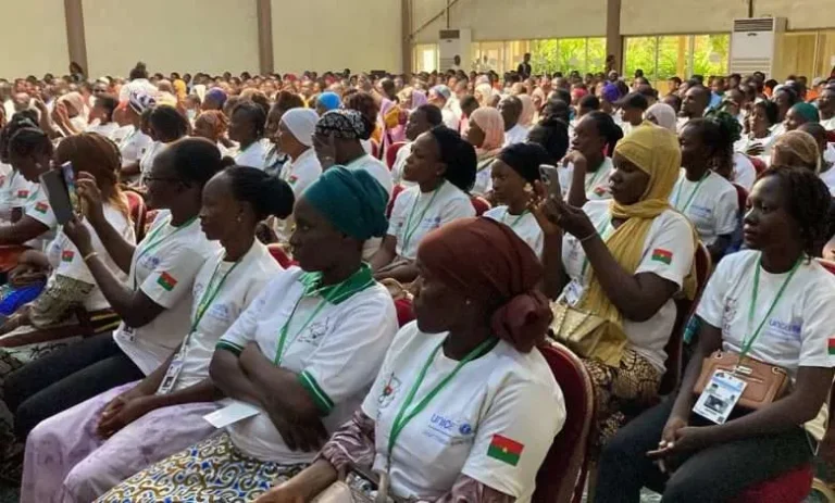 Insertion de 10 000 jeunes dans des stages : La jeunesse burkinabè s’y prononce 1 Insertion de 10 000 jeunes dans des stages : La jeunesse burkinabè s’y prononce 1
