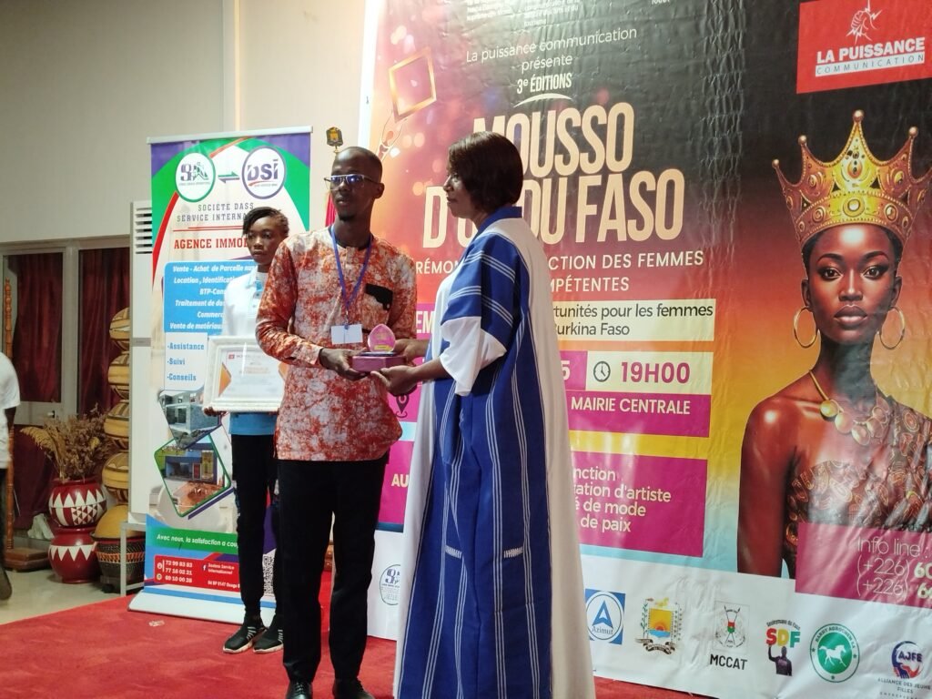 Mousso d'Or 2025 : Ruth Bini Ouattara, Pamika La Star parmi les 26 femmes distinguées 5 Mousso d'Or 2025 : Ruth Bini Ouattara, Pamika La Star parmi les 26 femmes distinguées 5