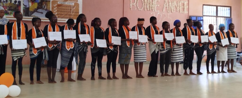 Camp Yennenga 10 : 97 filles formées à l’auto-apprentissage par la Fondation TuaRès 6 Camp Yennenga 10 : 97 filles formées à l’auto-apprentissage par la Fondation TuaRès 6