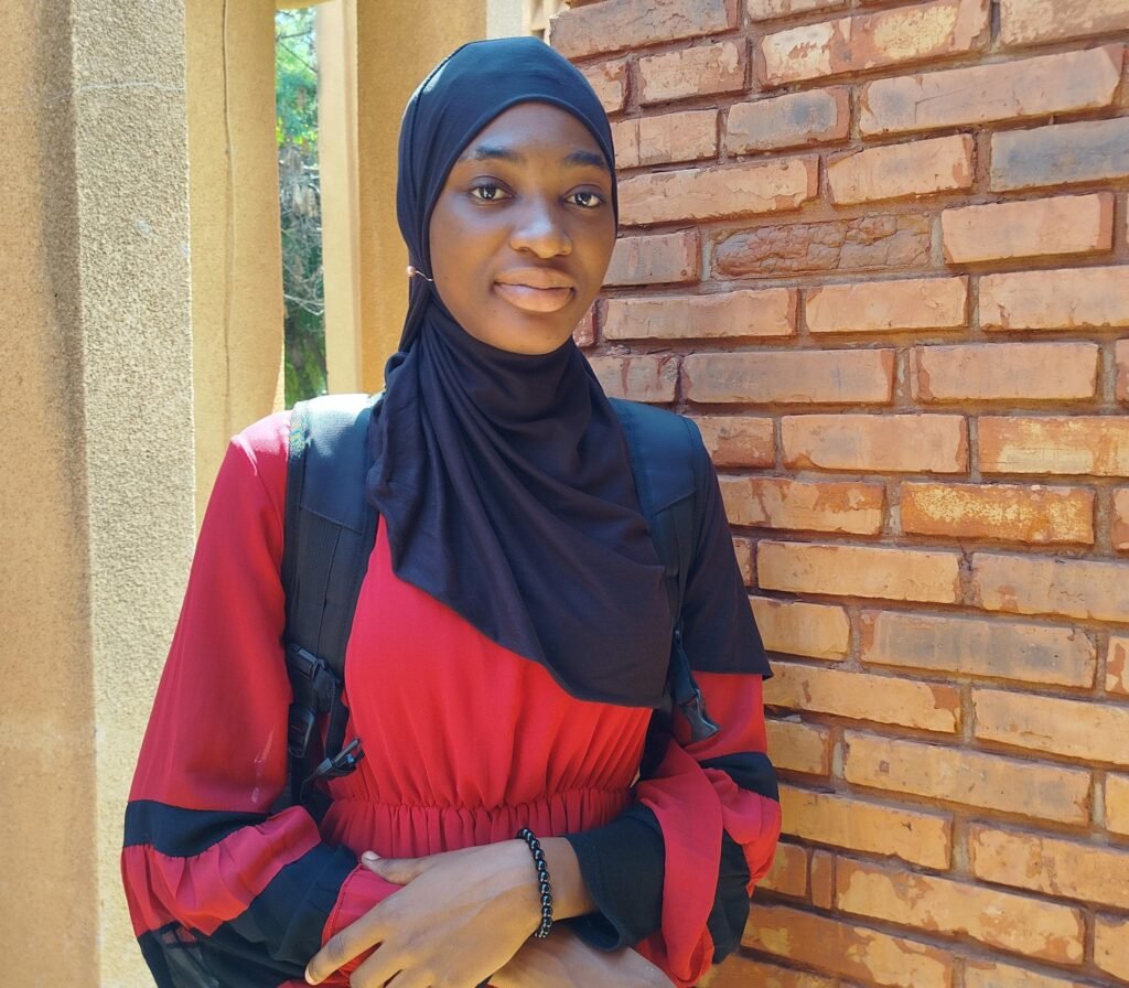 Journée de la santé féminine : AEEMB sensibilise, dépiste et consulte gratuitement 5 Journée de la santé féminine : AEEMB sensibilise, dépiste et consulte gratuitement 5