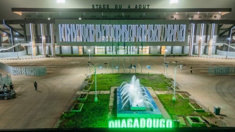 Burkina : Le Stade du 4-Août sera inauguré le 4 Août 2025 1 Burkina : Le Stade du 4-Août sera inauguré le 4 Août 2025 1