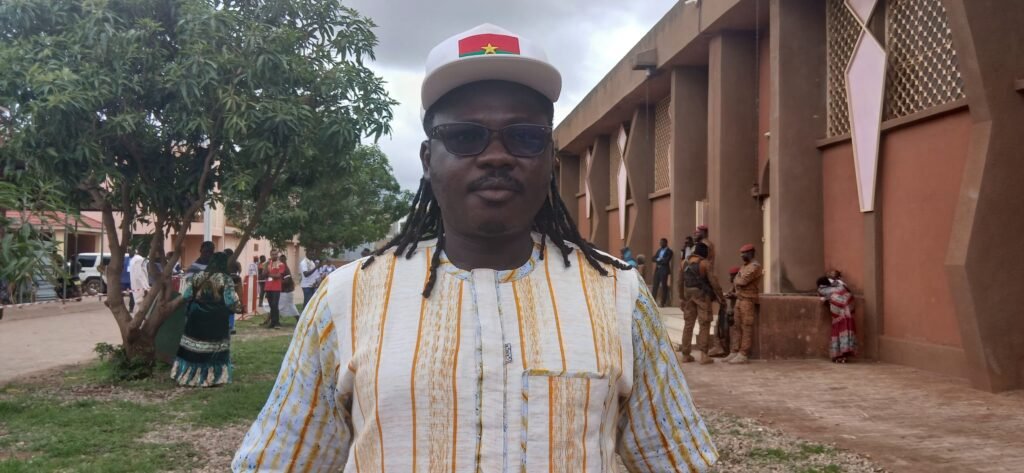 Burkina : Une conférence publique pour renforcer l’engagement patriotique, le civisme et la cohésion sociale 3 Burkina : Une conférence publique pour renforcer l’engagement patriotique, le civisme et la cohésion sociale 3