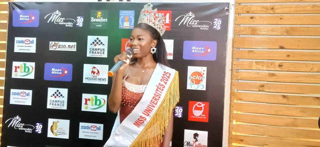 Miss Université 2025 : Gloria Kaboré reçoit un voyage et une bourse d’étude en France   3